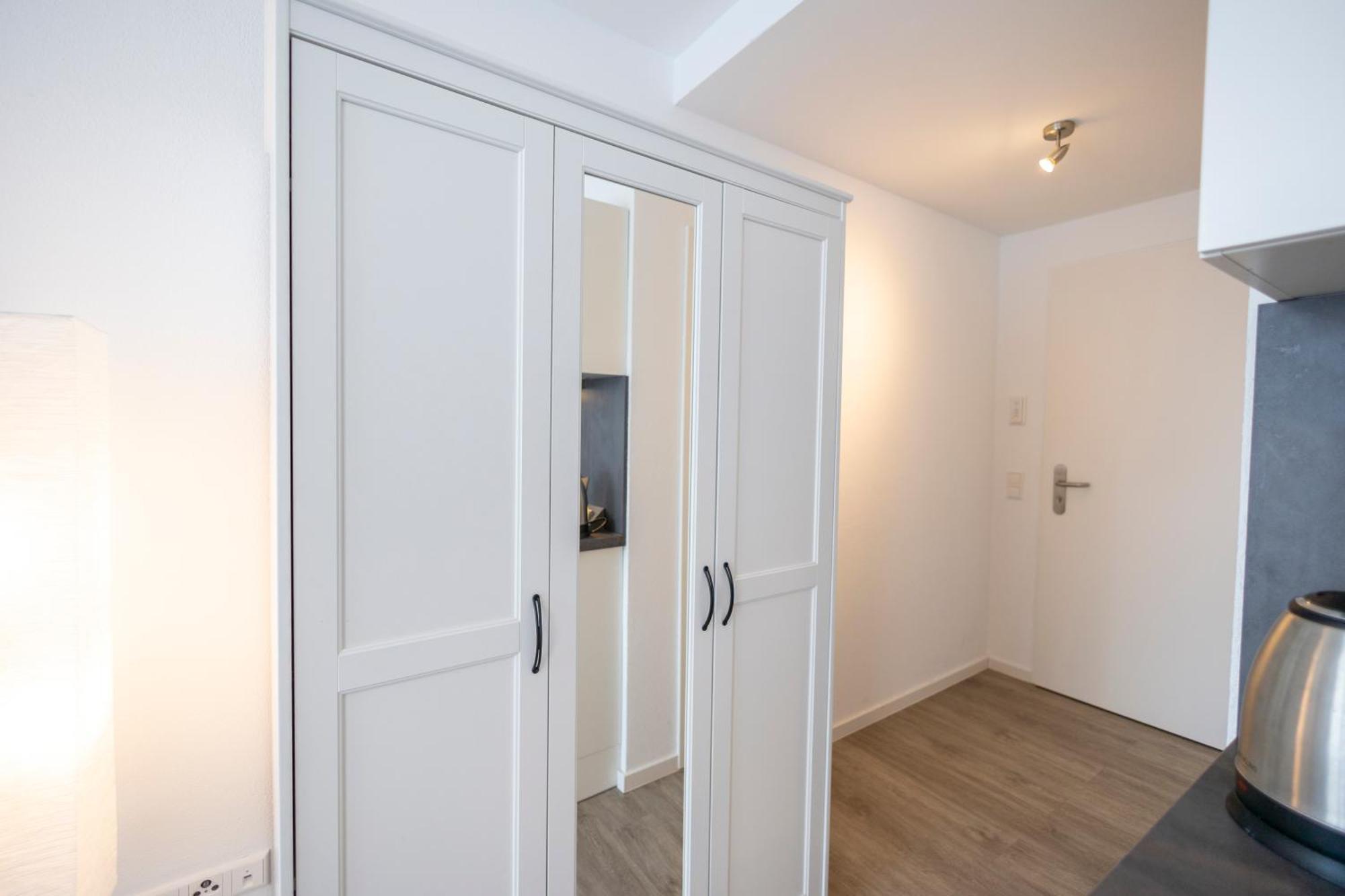 City Appartement Kueche,Bad, Parken Im Zentrum Von ラーベンスブルク エクステリア 写真