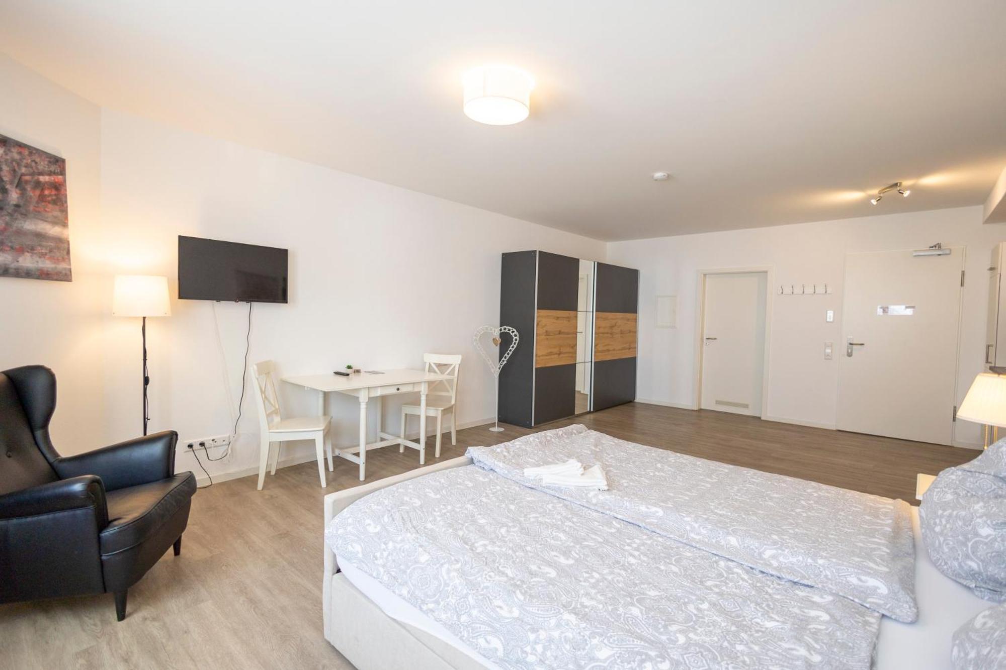 City Appartement Kueche,Bad, Parken Im Zentrum Von ラーベンスブルク エクステリア 写真