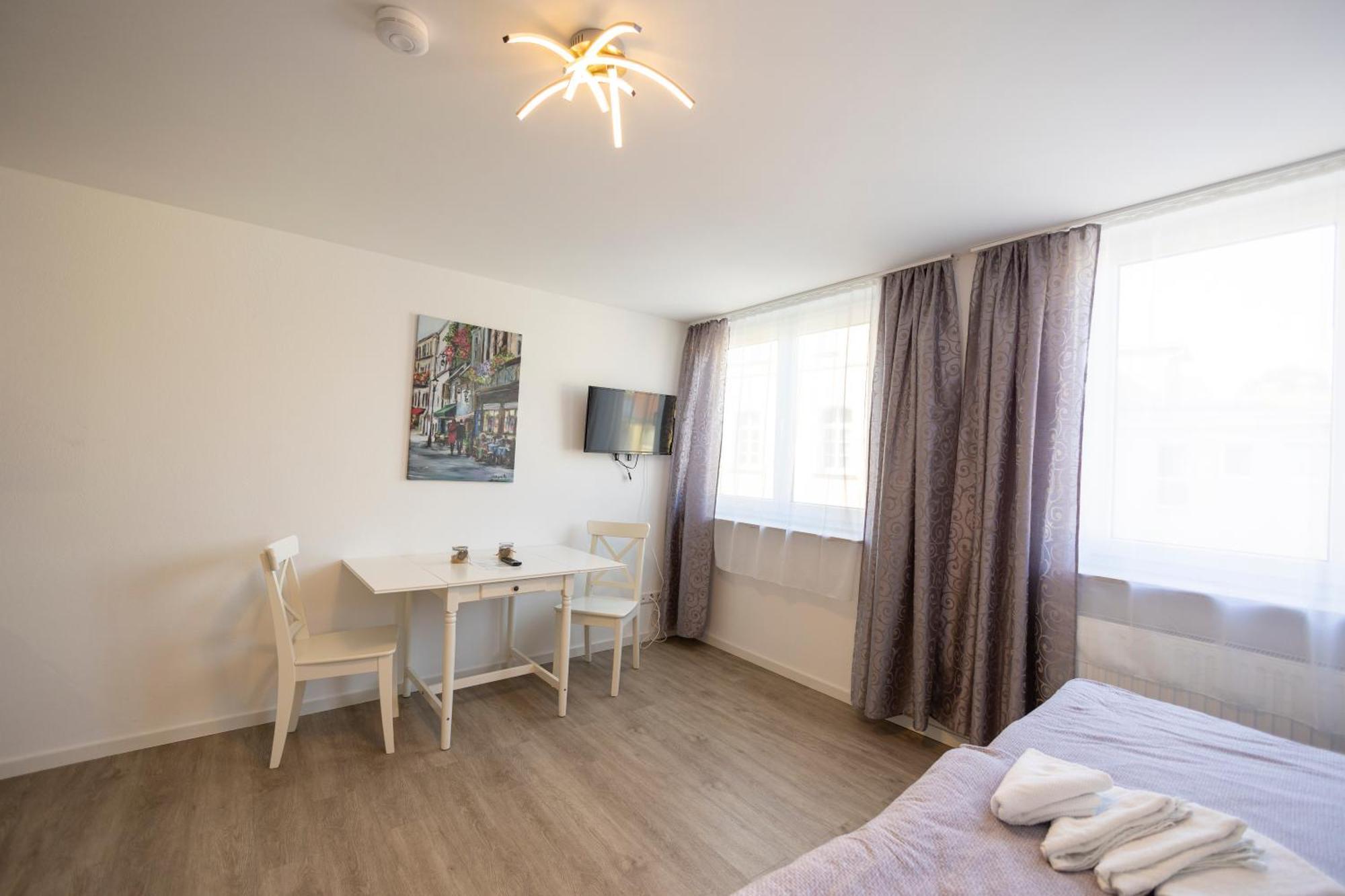 City Appartement Kueche,Bad, Parken Im Zentrum Von ラーベンスブルク エクステリア 写真