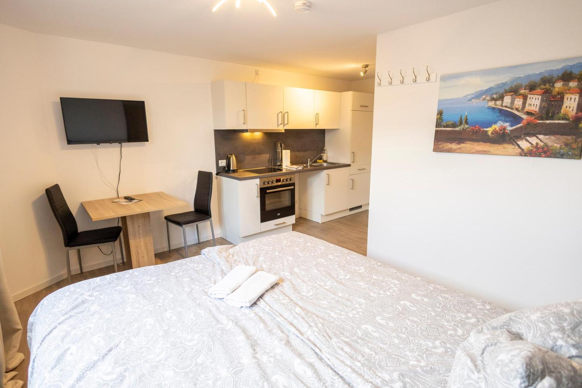 City Appartement Kueche,Bad, Parken Im Zentrum Von ラーベンスブルク エクステリア 写真