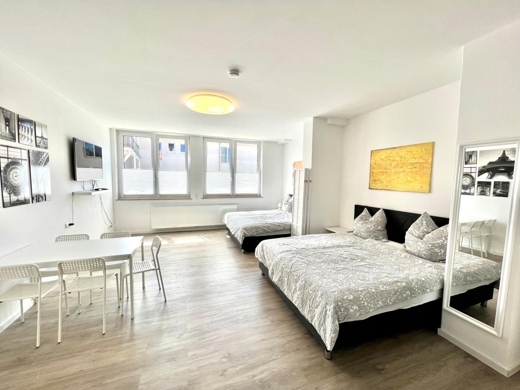 City Appartement Kueche,Bad, Parken Im Zentrum Von ラーベンスブルク エクステリア 写真